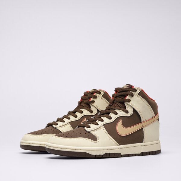 Мъжки маратонки NIKE DUNK HIGH RETRO SE fb8892-200 цвят кафяв