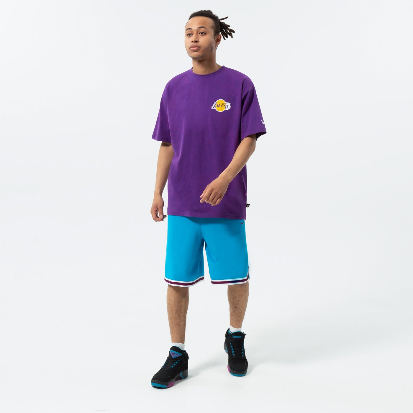 Мъжка тениска NEW ERA ТЕНИСКА WASHED PACK GRAPHIC OS LAKERS LOS ANGELES LA 13083860 цвят виолетов