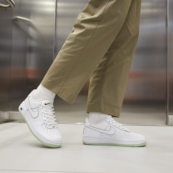 Детски маратонки NIKE AIR FORCE 1 ct3839-108 цвят бял