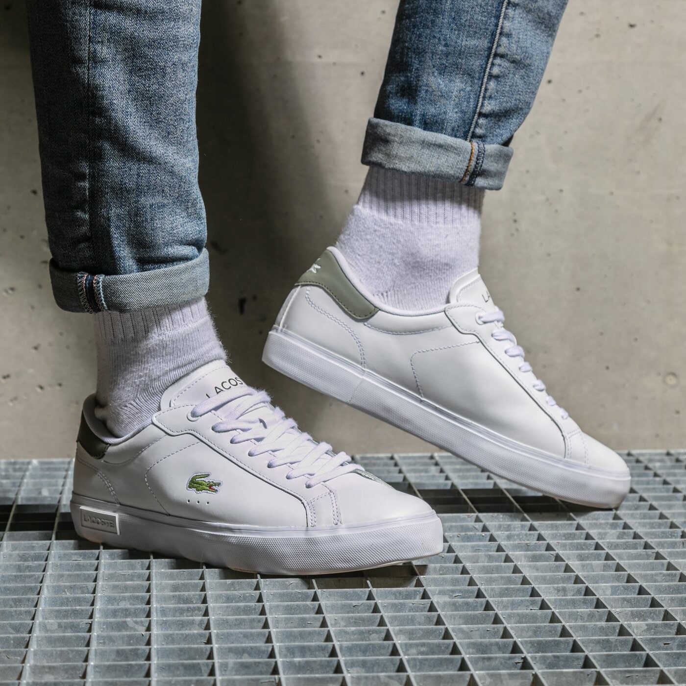 Мъжки маратонки LACOSTE POWERCOURT 0121 1 SMA 742sma00182h4 цвят бял