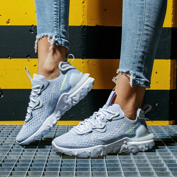 Дамски маратонки NIKE REACT VISION  ci7523-004 цвят син