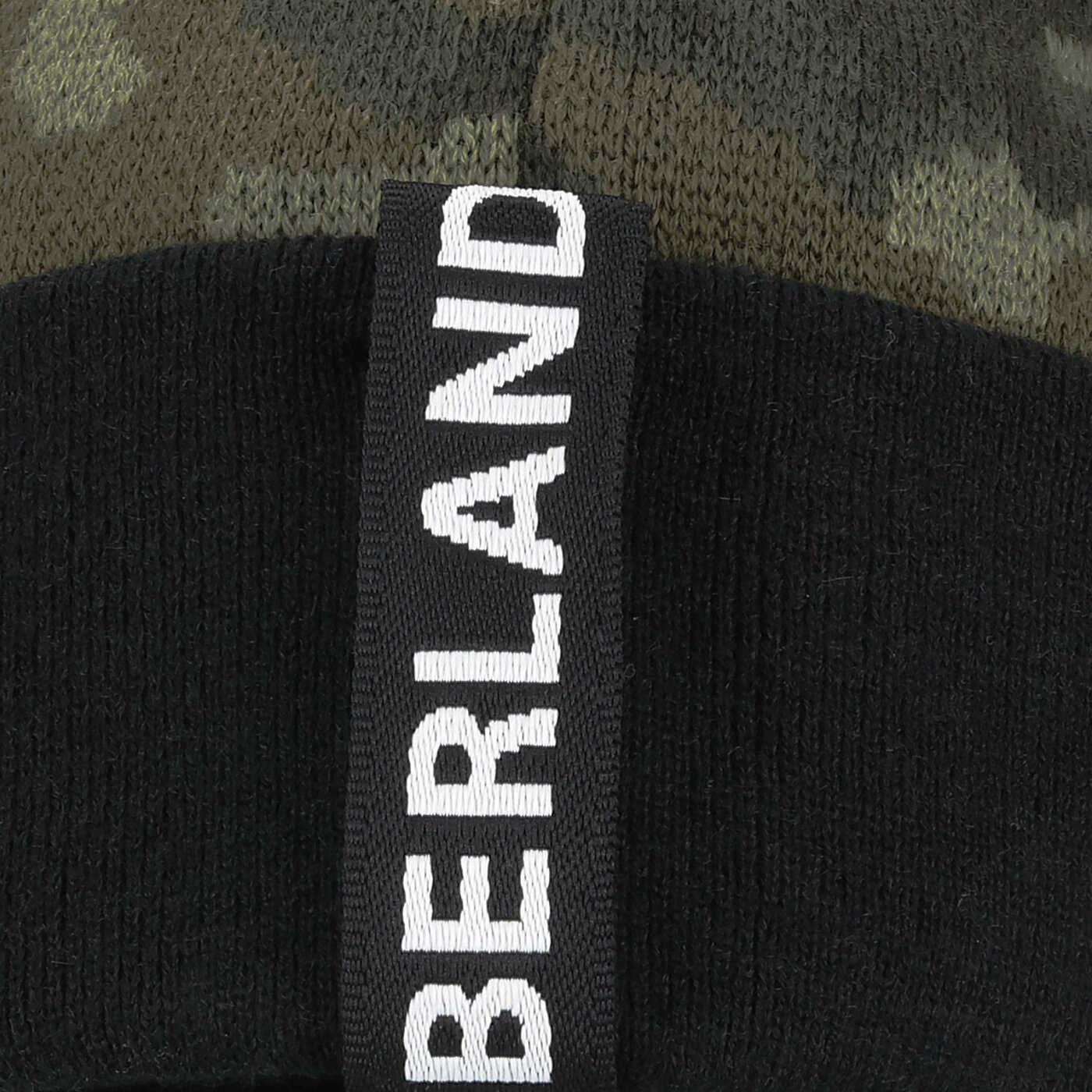 Дамска зимна шапка TIMBERLAND ЗИМНА ШАПКА CAMO JACQUARD BEANIE tb0a1f3ja581 цвят многоцветен