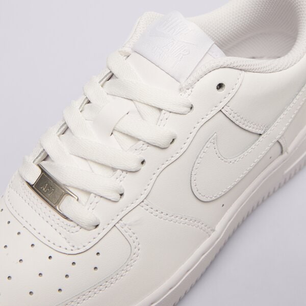 Детски маратонки NIKE AIR FORCE 1 LV8 fv5951-111 цвят бял