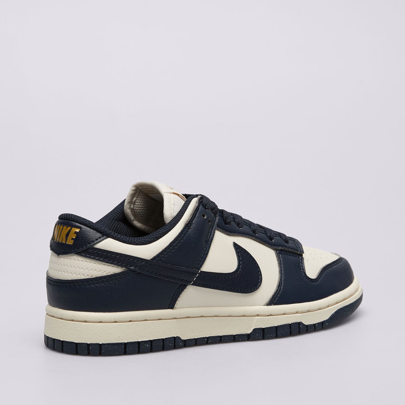 Дамски маратонки NIKE W DUNK LOW NN fz6770-001 цвят тъмносин