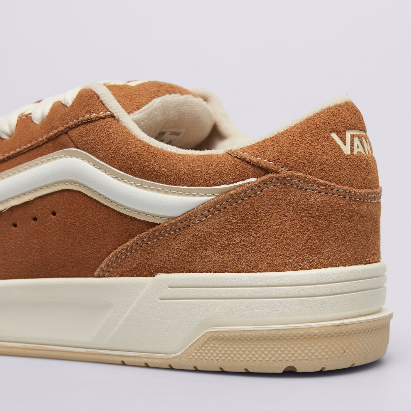 Мъжки маратонки VANS HYLANE vn000d1jbro1 цвят сив