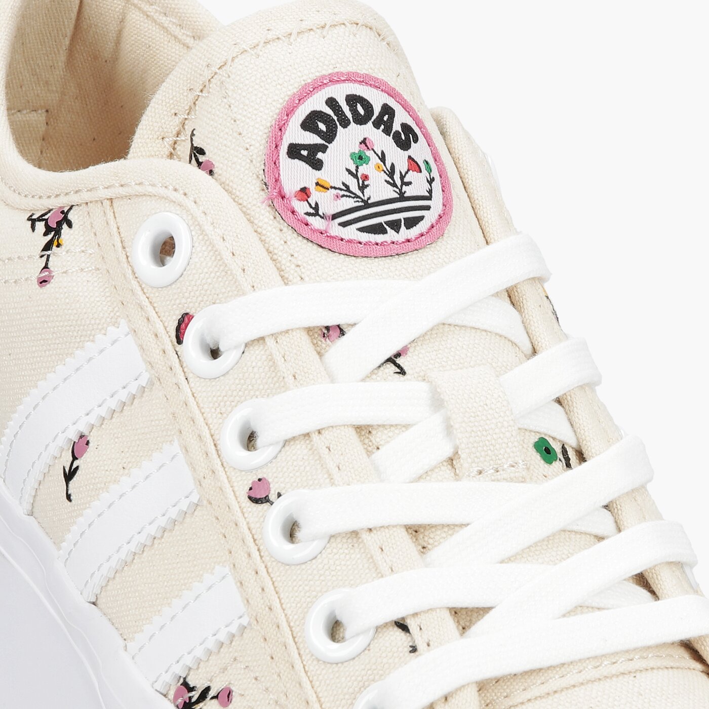 Дамски маратонки ADIDAS NIZZA PLATFORM W h02682 цвят бял