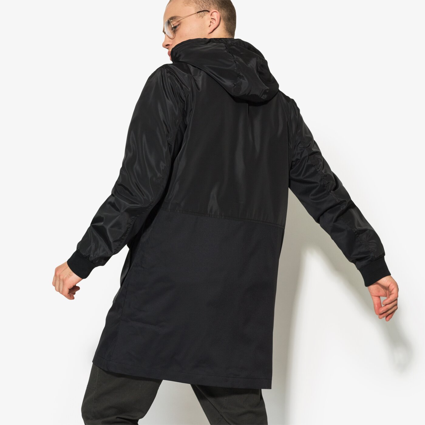 Мъжко преходно яке CONFRONT ЯКЕ MAPLE cf18kum09001 цвят черен