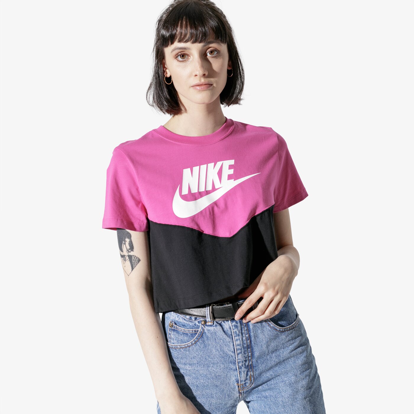 Дамска тениска NIKE ТОП W NSW HRTG ТОП SS ar2513-013 цвят розов