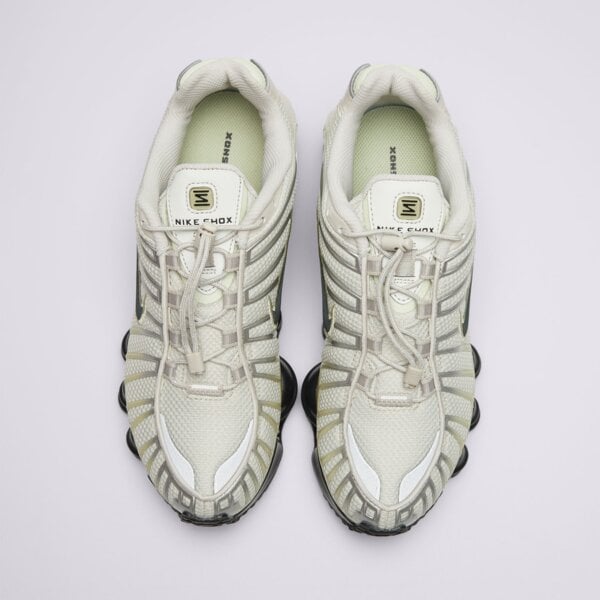 Дамски маратонки NIKE W SHOX TL  fv0939-002 цвят бежов