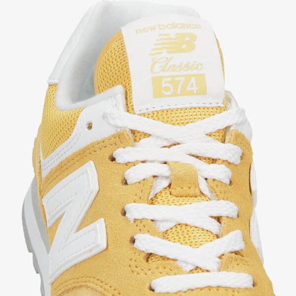 Дамски маратонки NEW BALANCE 574  wl574fv2 цвят жълт
