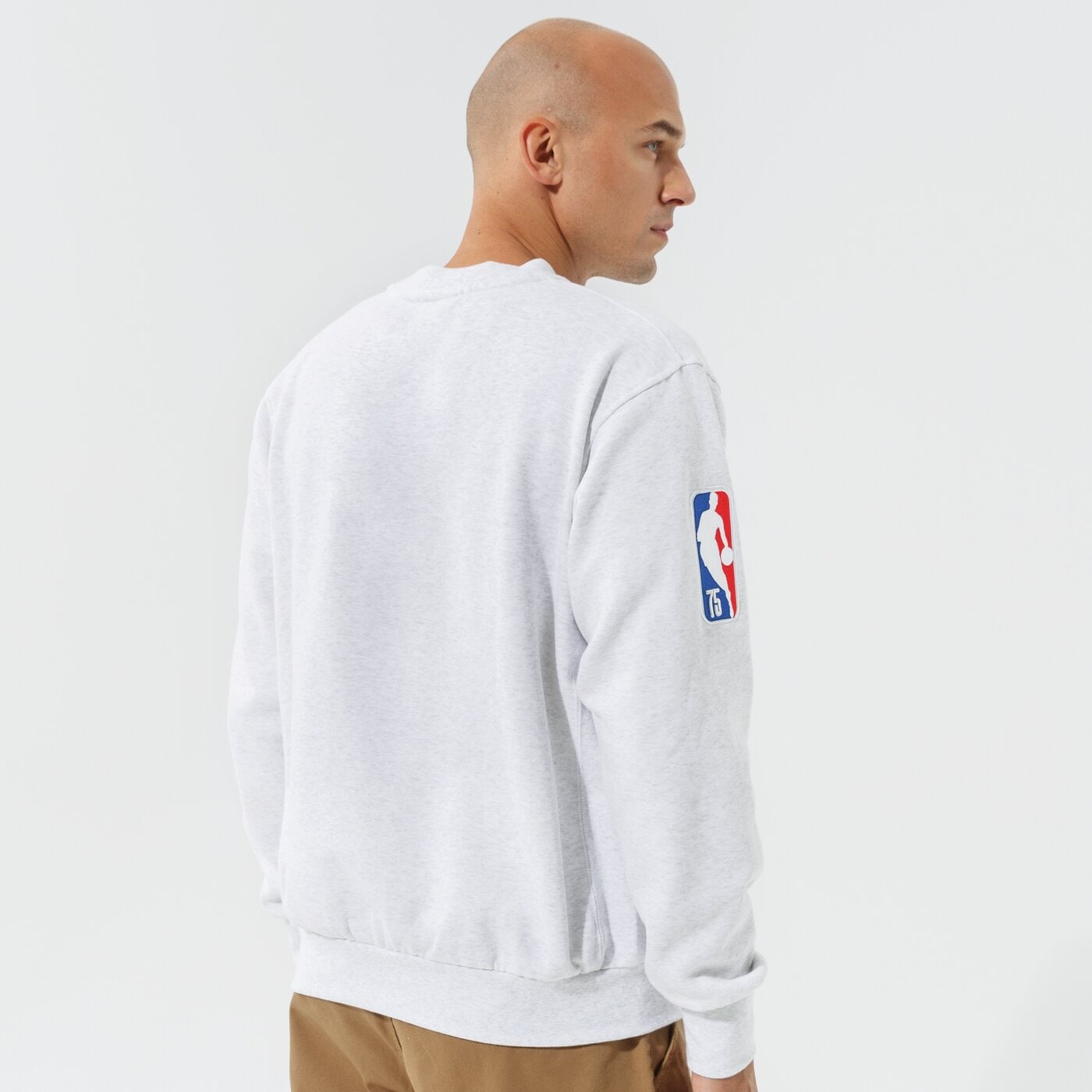 Мъжки суичър NIKE СУИТЧЪР BOS M NK FLC CREW CTS 75 NBA dj2796-051 цвят сив