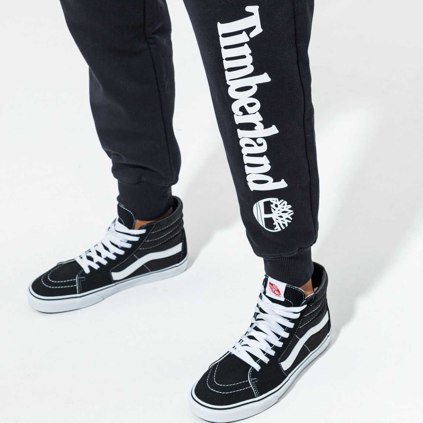 Мъжки панталони TIMBERLAND ПАНТАЛОНИ YC CORE TREE LOGO SWEATPANT LOGO SWEATP tb0a2bvf0011 цвят черен