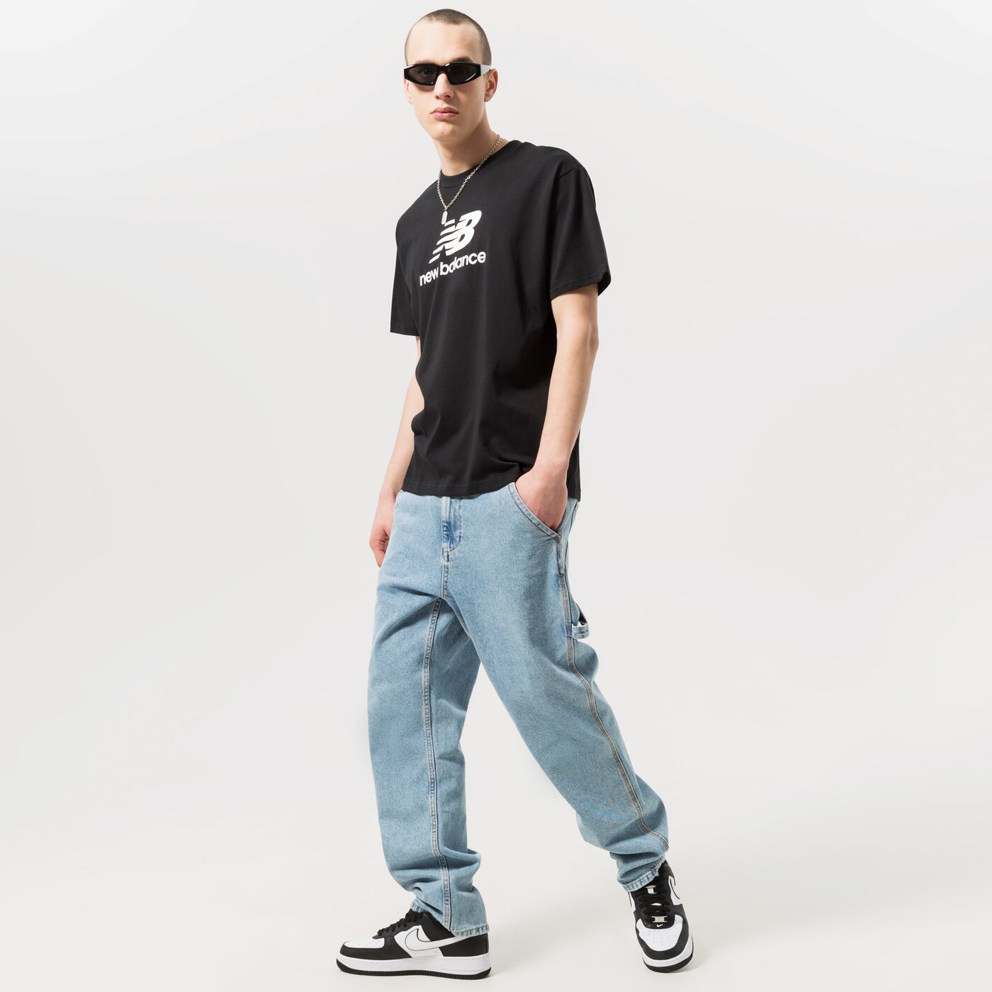 Мъжка тениска NEW BALANCE ТЕНИСКА NB ESSENTIALS LOGO TEE mt31541bk цвят черен