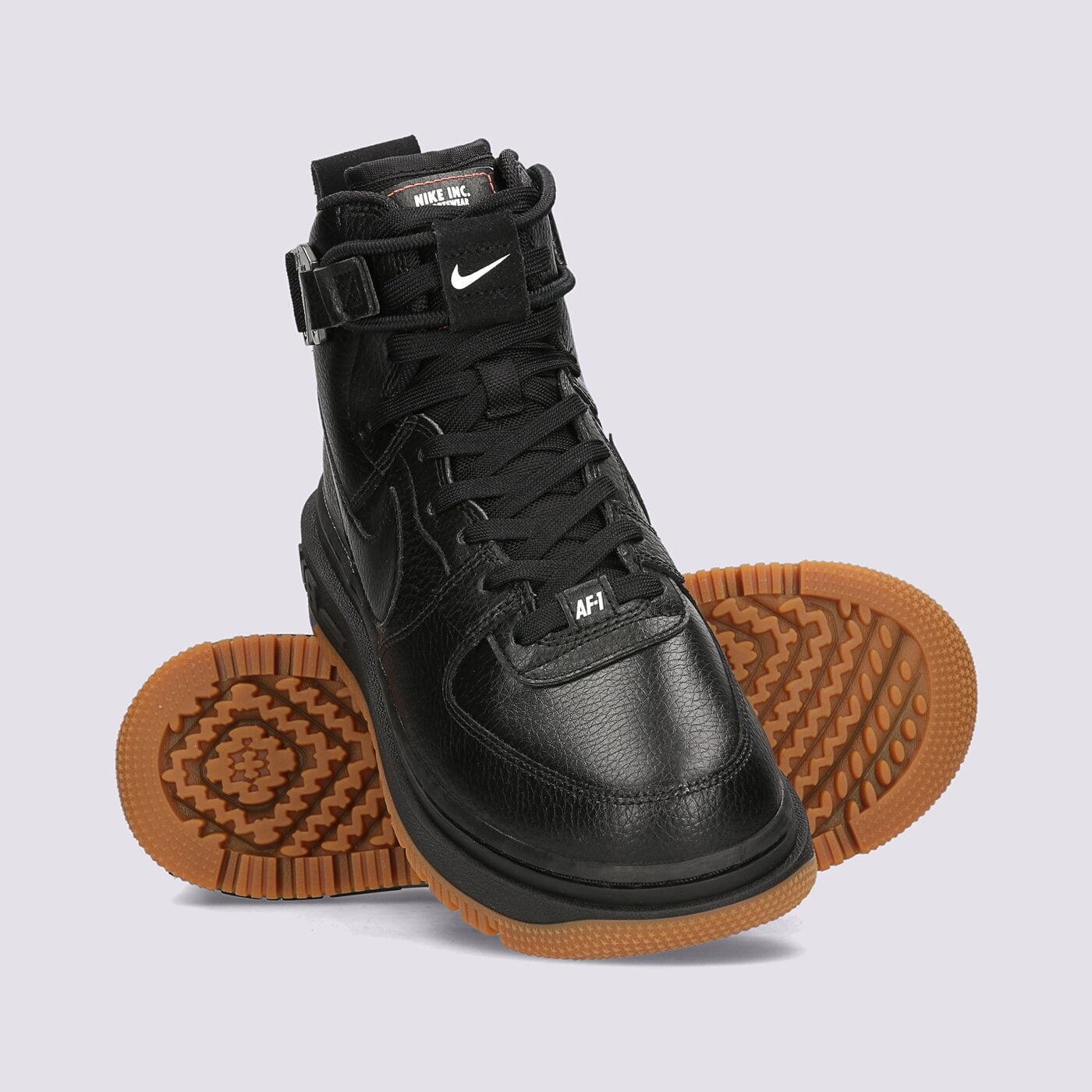 Дамски маратонки NIKE AIR FORCE 1 HIGH UTILITY 2.0 dc3584-001 цвят черен