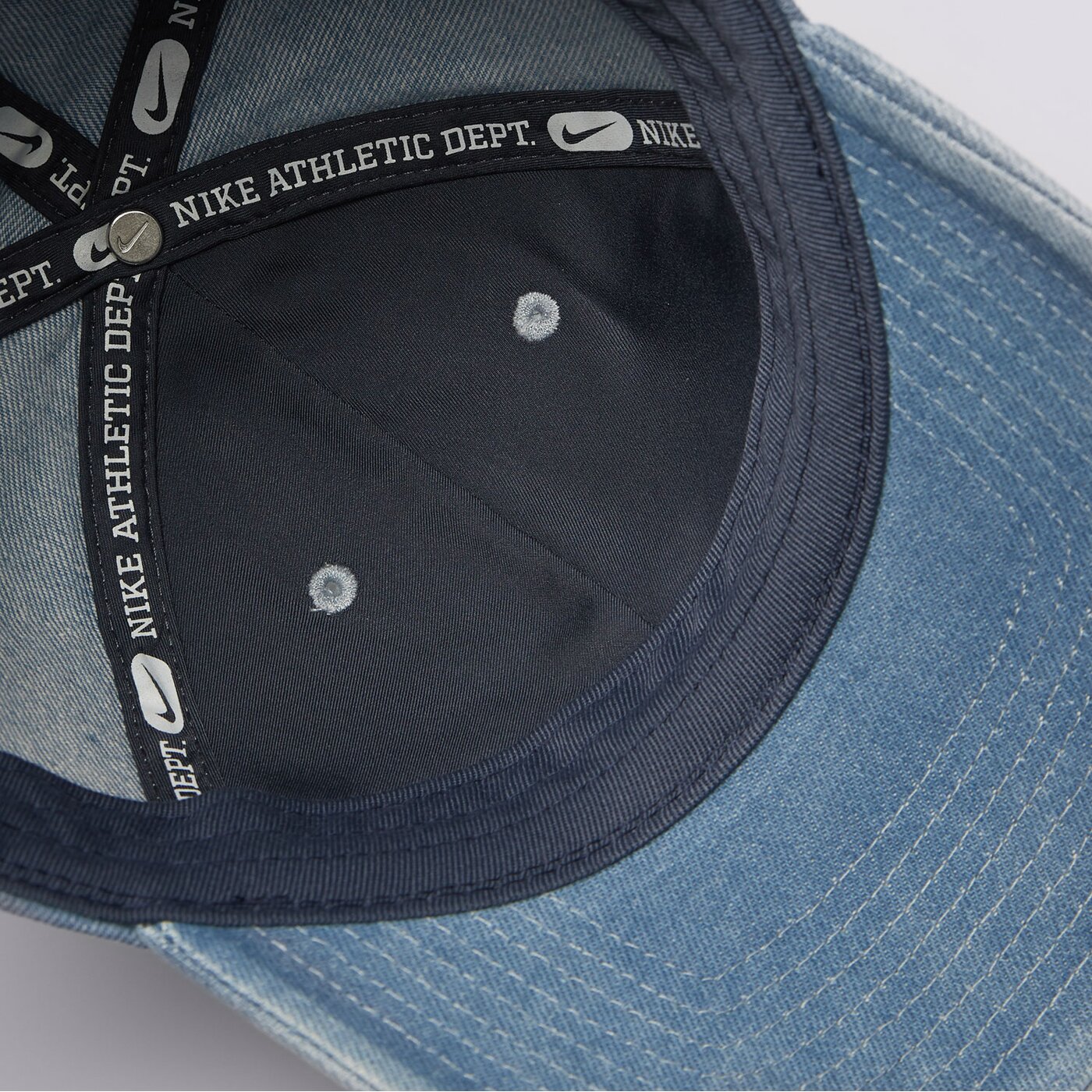 Дамска шапка с козирка NIKE ШАПКА U NK CLUB CAP U CB DENIM 24 L hf0383-429 цвят син