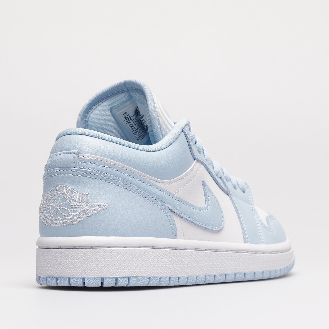 Дамски маратонки WMNS AIR JORDAN 1 LOW  dc0774-141 цвят бял