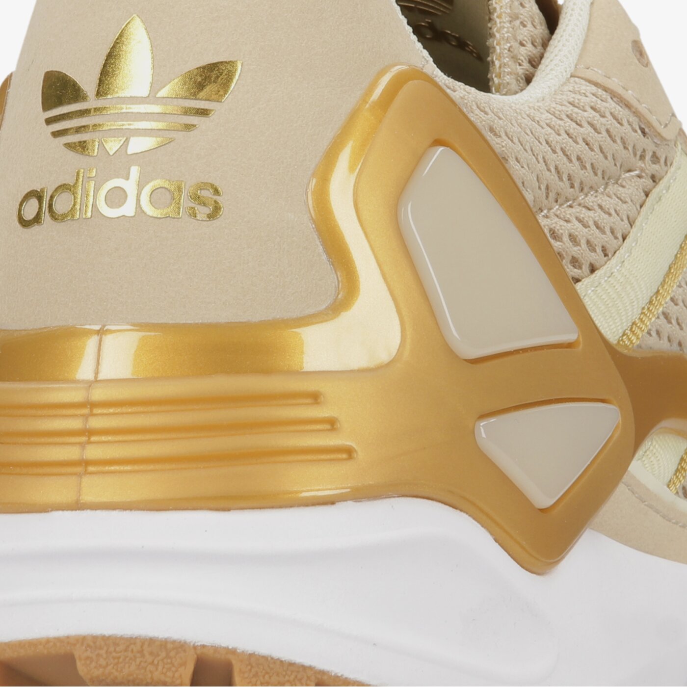 Дамски маратонки ADIDAS ZX WAVIAN W gy6036 цвят бежов