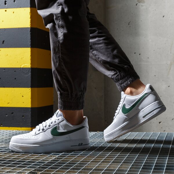 Мъжки маратонки NIKE AIR FORCE 1 '07 3 ao2423-104 цвят бял