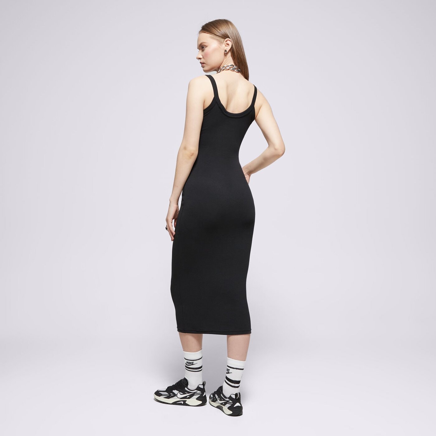 Дамски NIKE РОКЛЯ W NSW NK CHLL KNT MRIB TNK DRS hj0710-010 цвят черен