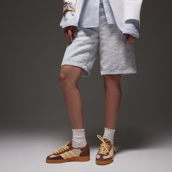 Дамски маратонки ADIDAS HANDBALL SPEZIAL W jq8411 цвят кафяв