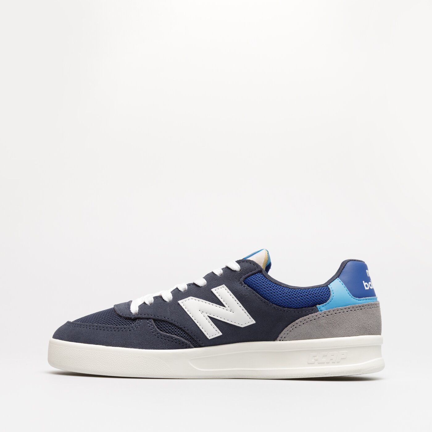 Мъжки маратонки NEW BALANCE 300  ct300nb3 цвят тъмносин