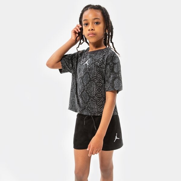 Детска тениска JORDAN ТЕНИСКА ESSENTIALS SNAKE TEE GIRL 45b313-023 цвят черен