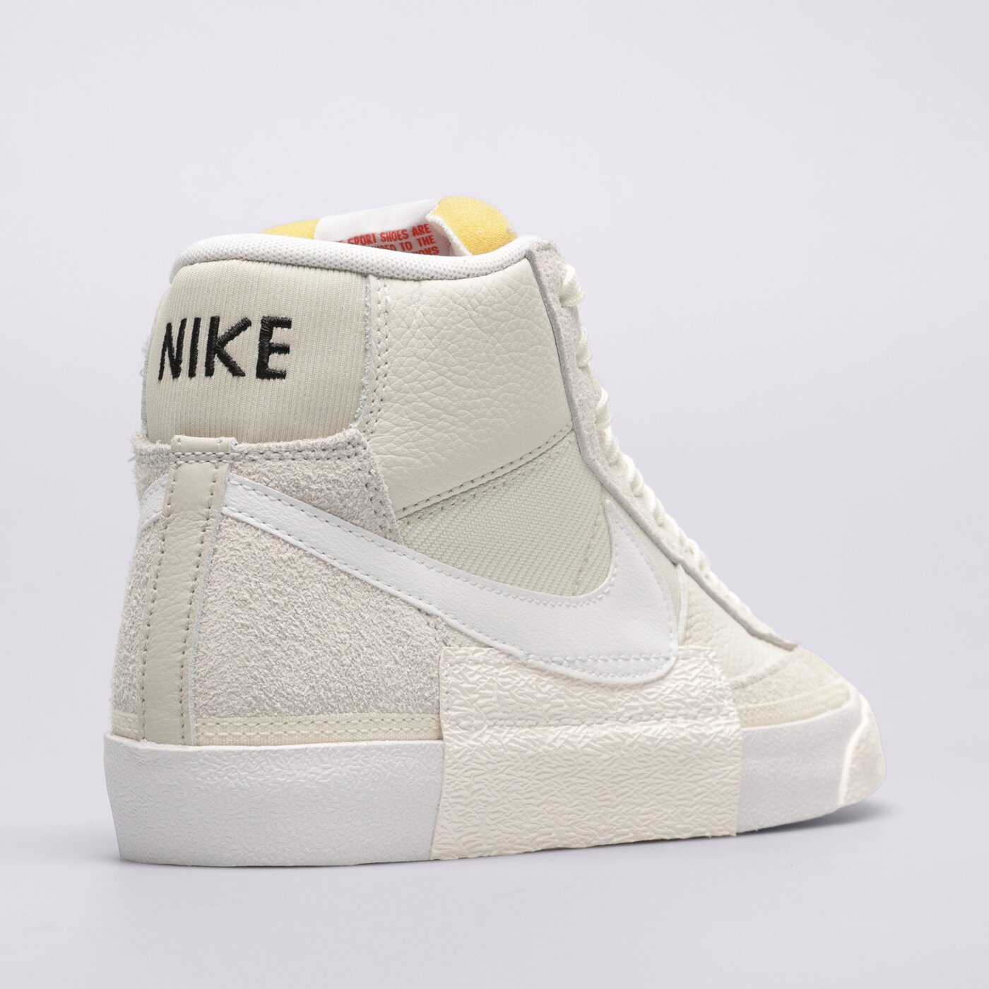 Мъжки маратонки NIKE BLAZER '77 PRO CLUB dq7673-003 цвят бежов