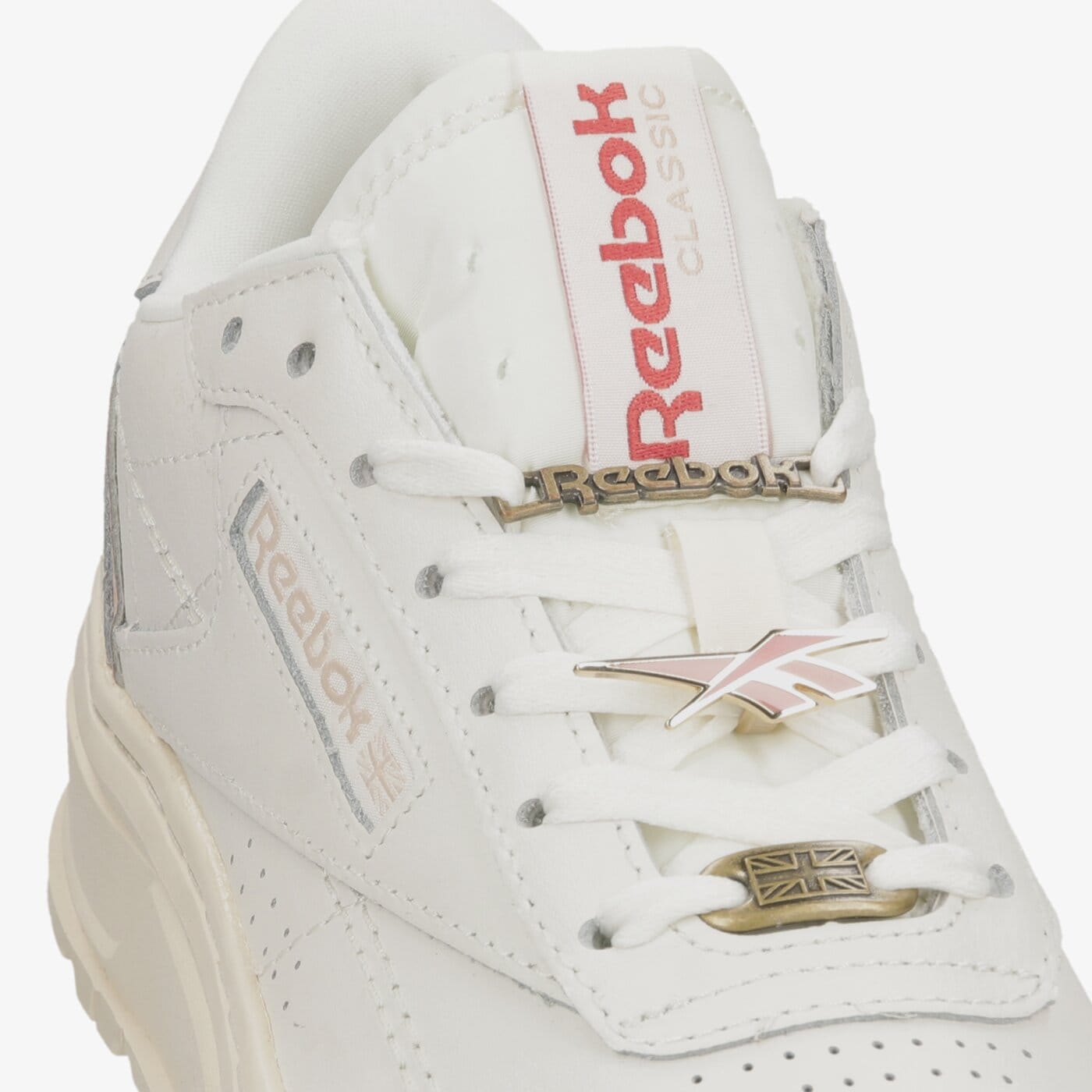 Дамски маратонки REEBOK CLUB C DOUBLE GEO gx8765 цвят бежов