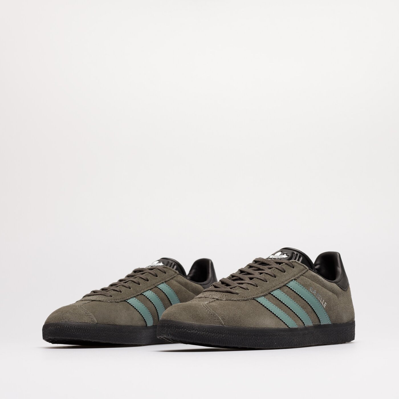 Мъжки маратонки ADIDAS GAZELLE  gx2209 цвят сив