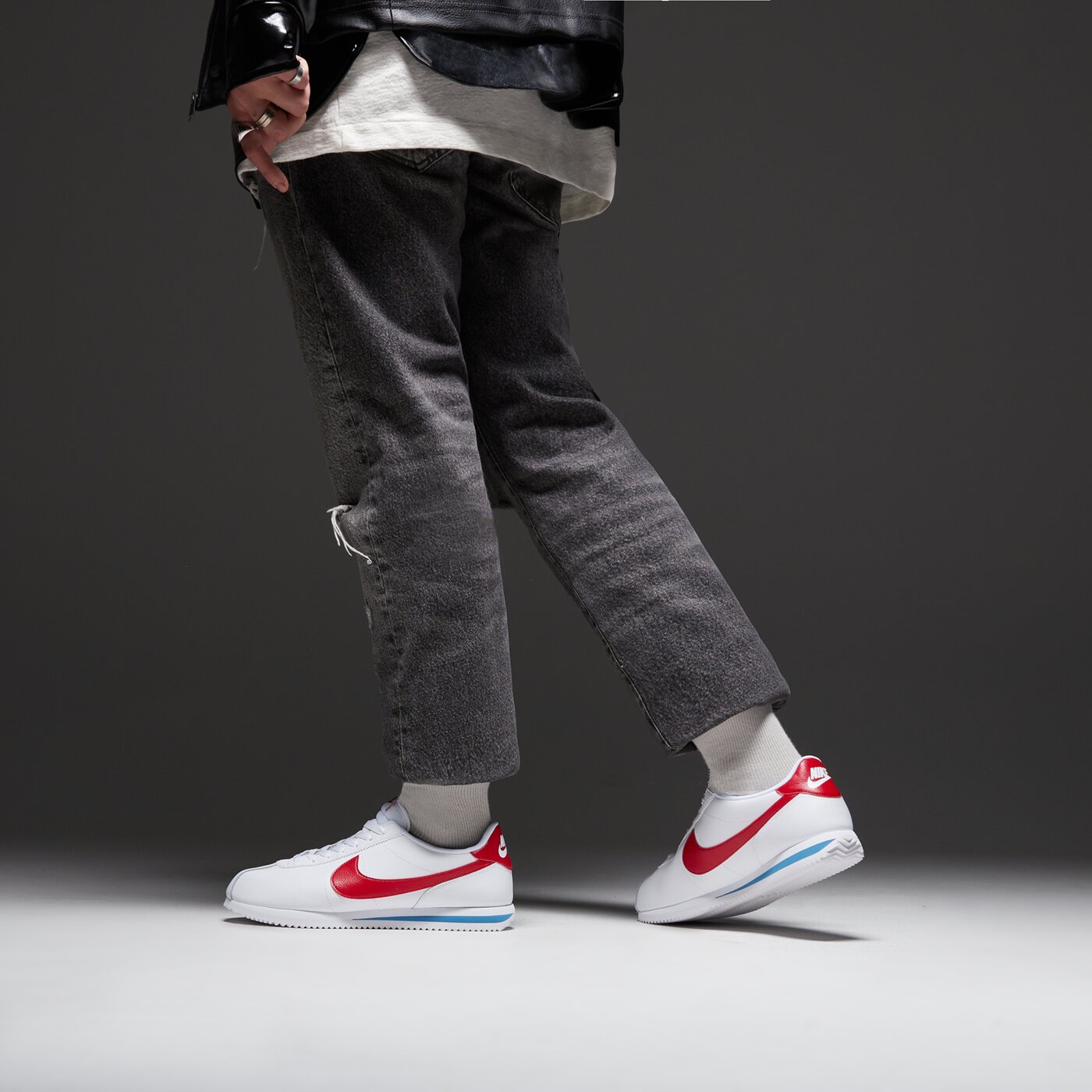 Мъжки маратонки NIKE CORTEZ  dm4044-108 цвят бял