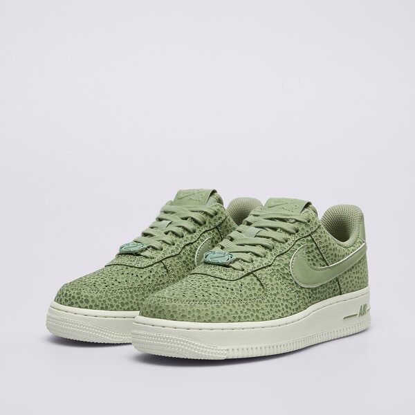 Дамски маратонки NIKE W AIR FORCE 1 '07 PRM fv6519-200 цвят зелен