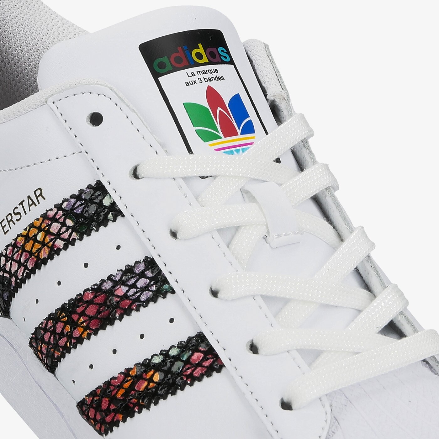 Дамски маратонки ADIDAS SUPERSTAR W  fw3692 цвят бял