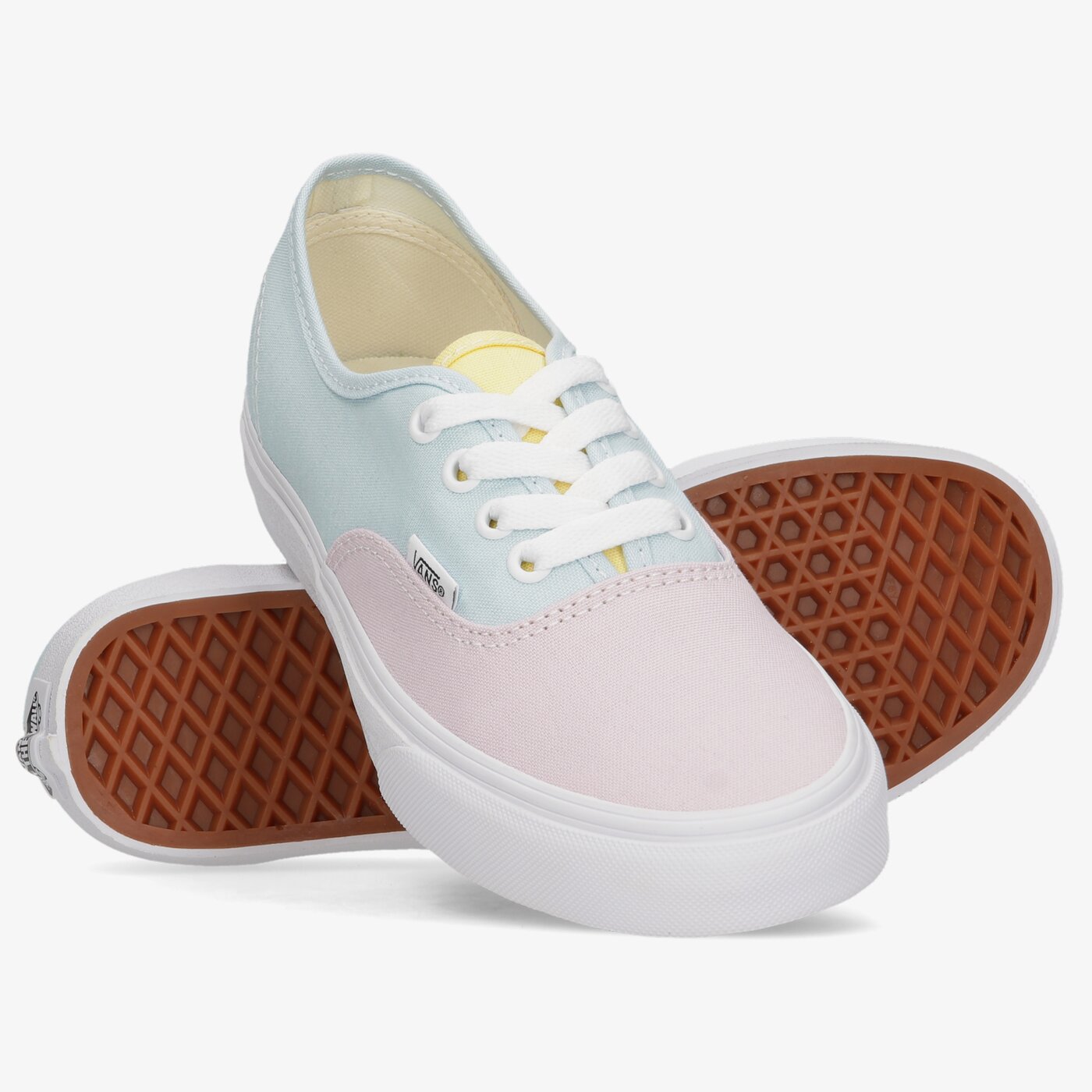 Дамски маратонки VANS UA AUTHENTIC vn0a5krdatd1 цвят многоцветен