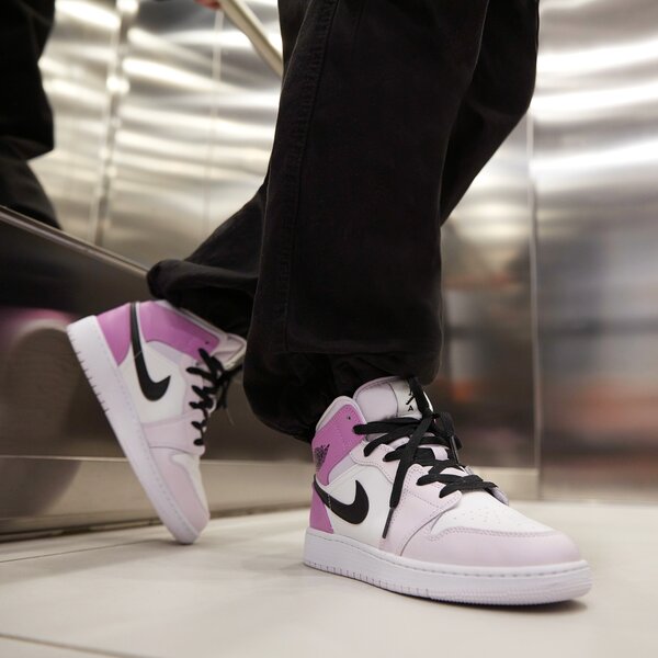 Детски маратонки AIR JORDAN 1 MID (GS) dq8423-501 цвят виолетов