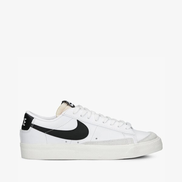 Дамски маратонки NIKE BLAZER LOW '77 dc4769-102 цвят бял