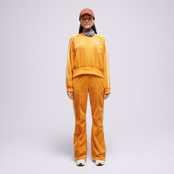 Дамски суичър ADIDAS СУИТЧЪР H37847 h37847 цвят оранжев