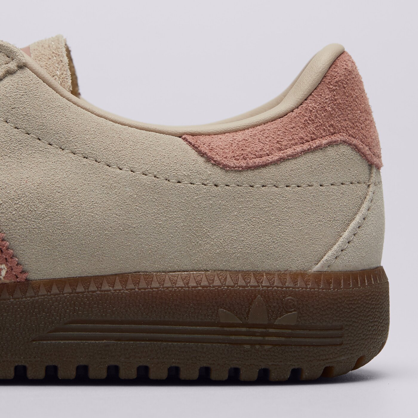 Дамски маратонки ADIDAS ADIDAS BRMD W js3967 цвят бежов