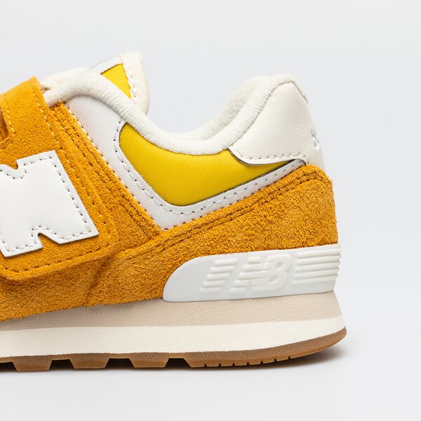 Детски маратонки NEW BALANCE 574  pv574rc1 цвят жълт