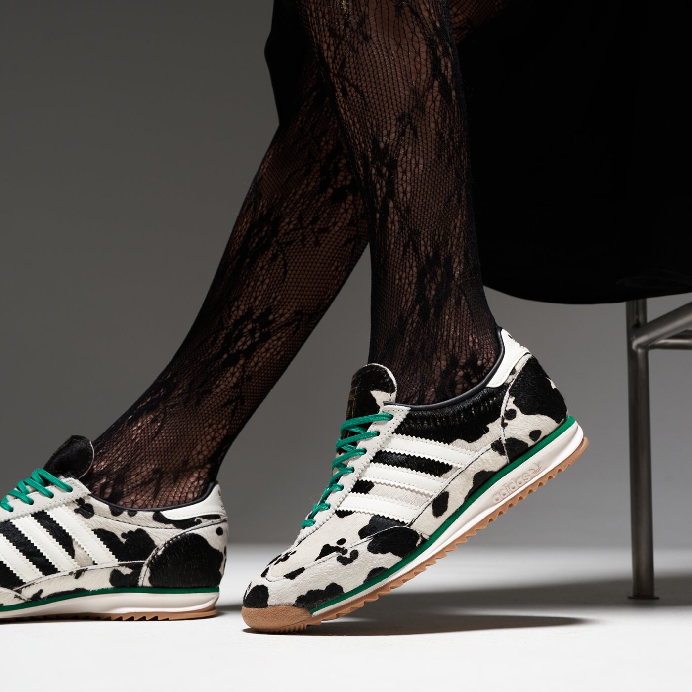 Дамски маратонки ADIDAS SL 72 OG W jr1639 цвят многоцветен