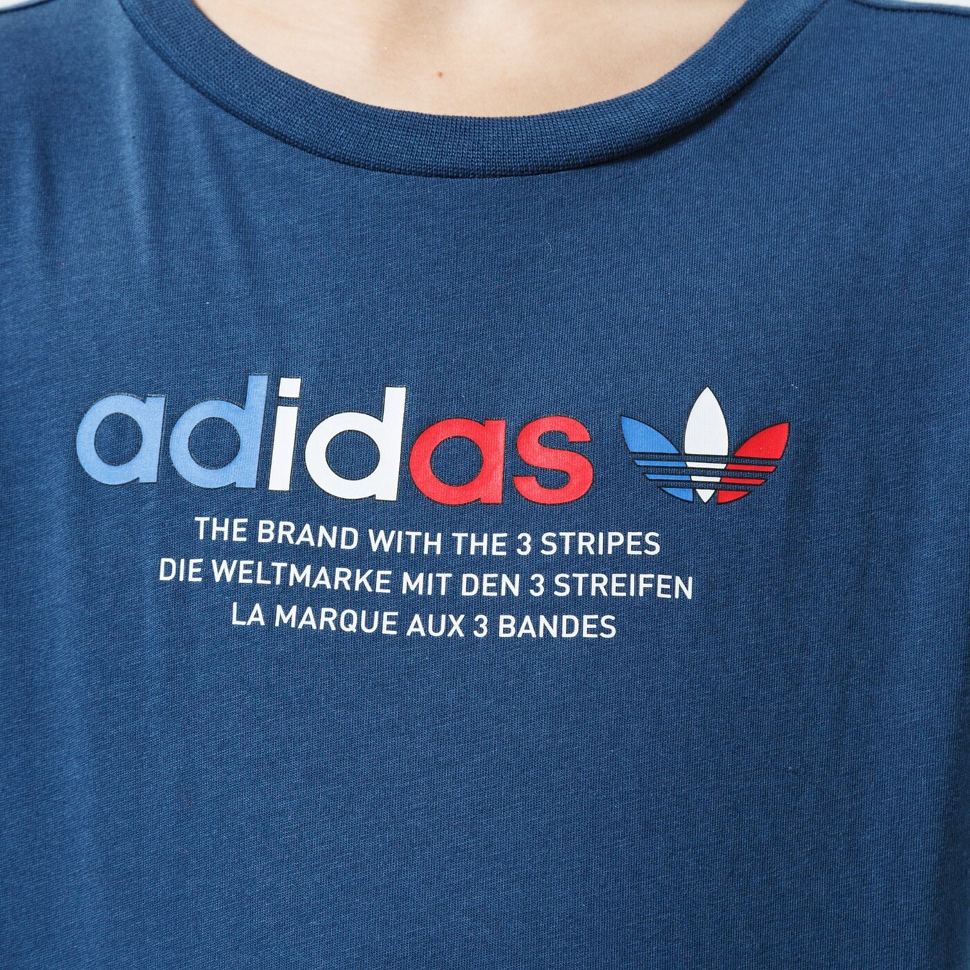 Adidas ТЕНИСКА Tee Mm Gn7479 Детски Цвят тъмносин Модни Тениски Дрехи