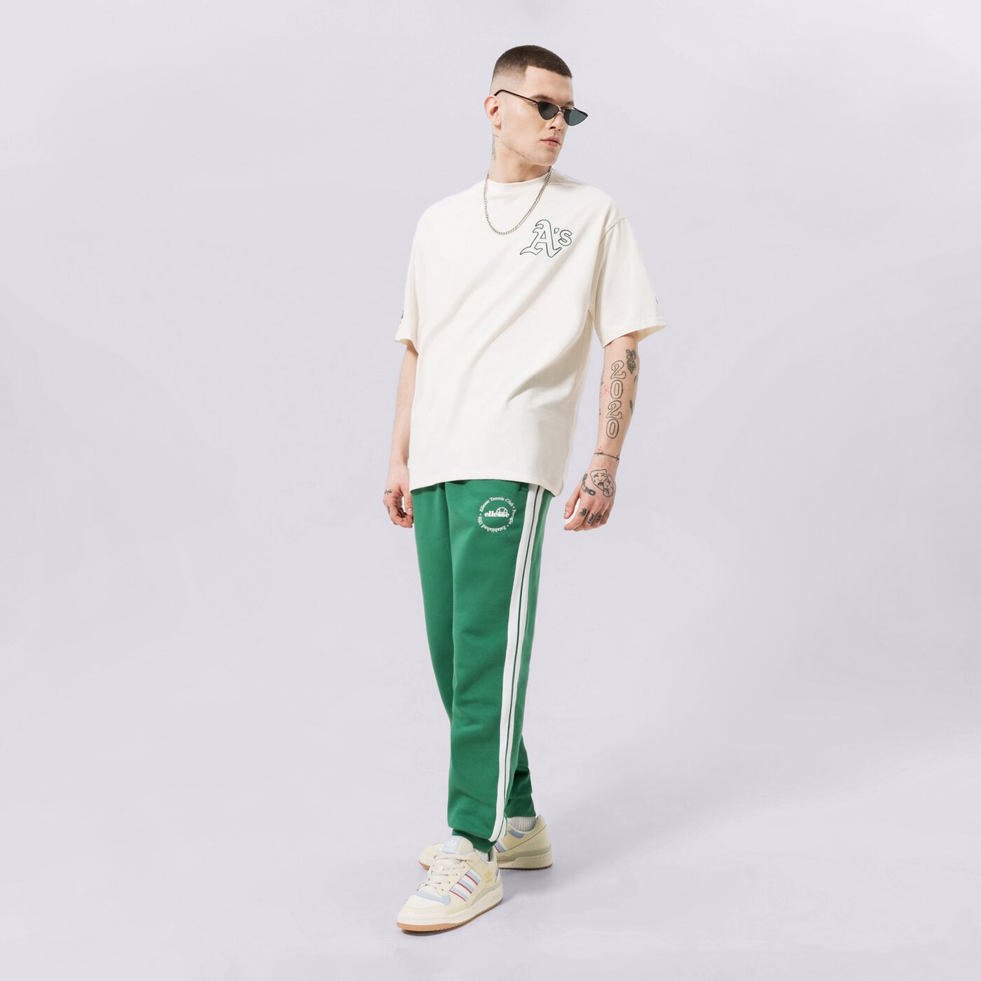 Дамски панталони ELLESSE ПАНТАЛОНИ AIRLA JOG PANT GREEN sgr17622503 цвят зелен