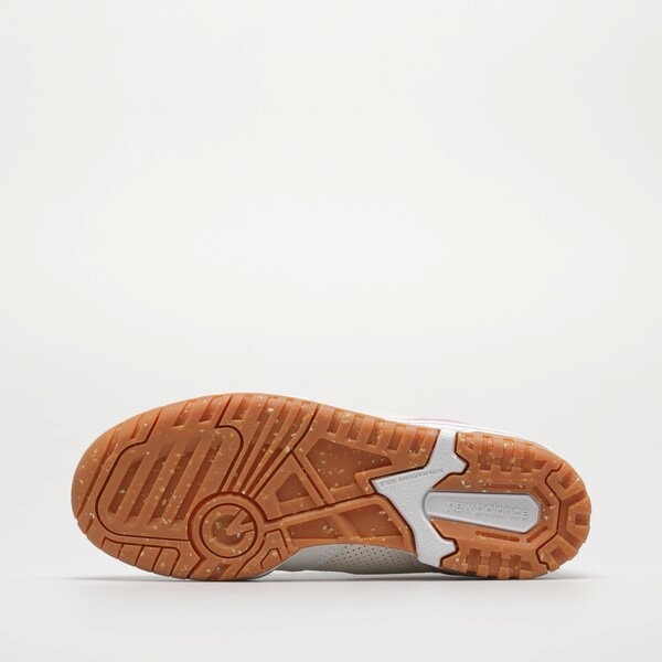 Дамски маратонки NEW BALANCE 550  bbw550db цвят бежов