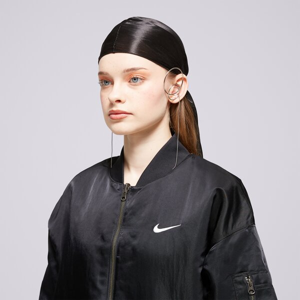 Дамско преходно яке NIKE ЯКЕ W NSW NIKE VRSTY BMBR JKT dv7876-010 цвят черен