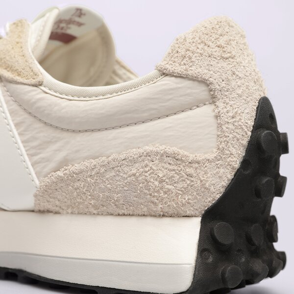 Мъжки маратонки NEW BALANCE 327  ms327cq цвят кремав