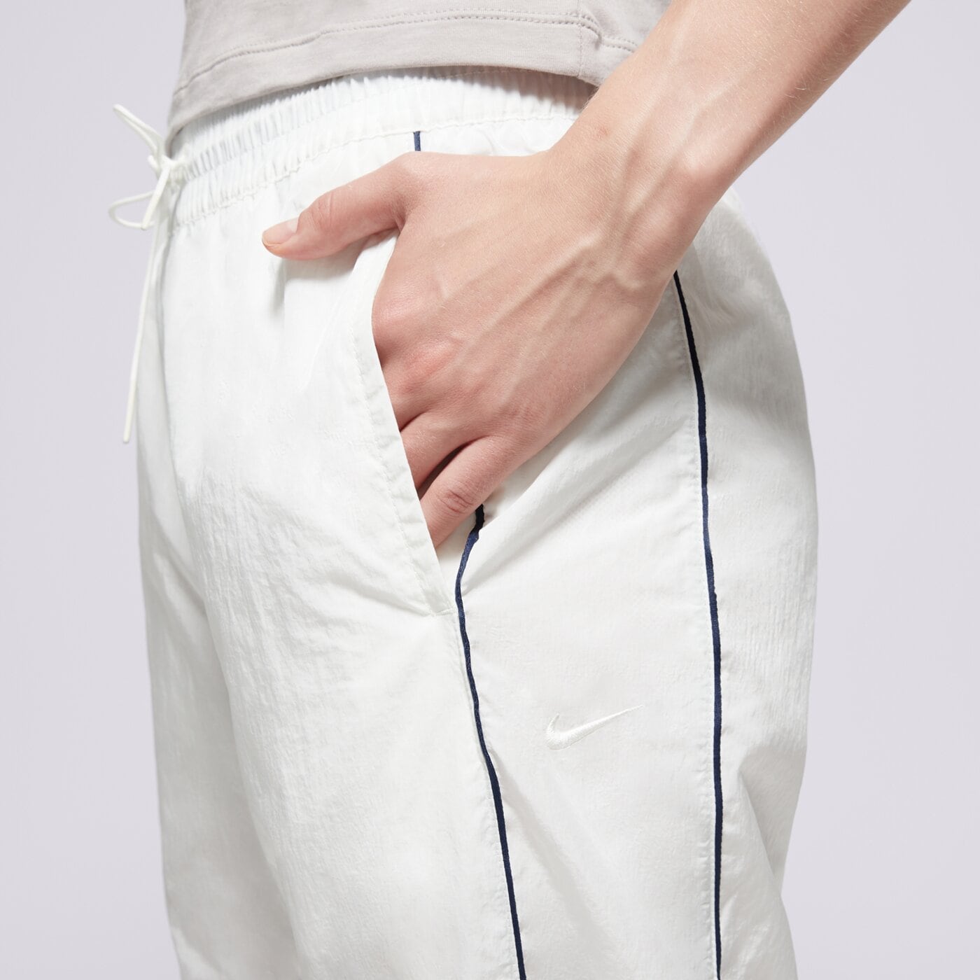 Дамски панталони NIKE ПАНТАЛОНИ W NSW NK WR WVN HR OH PANT fv7655-135 цвят кремав