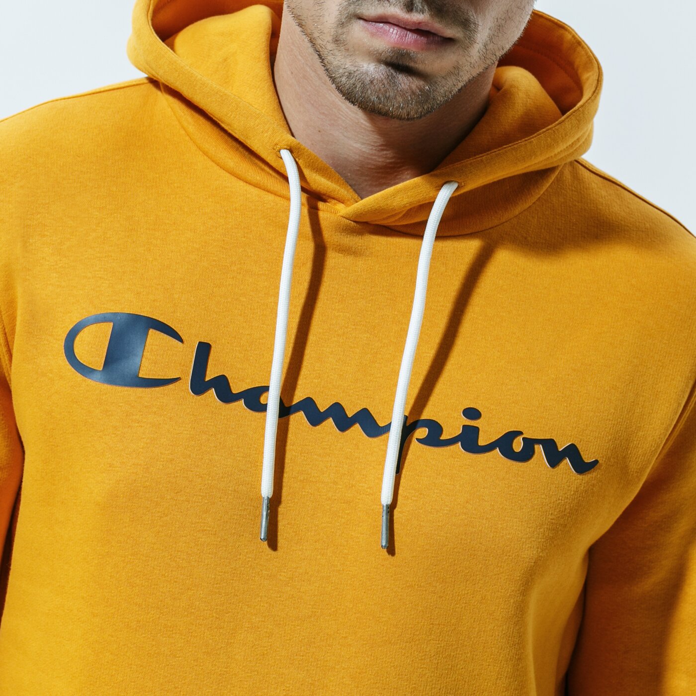 Мъжки суичър CHAMPION СУИТЧЪР С КАЧУЛКА HOODED SWEATSHIRT 214743os033 цвят горчица
