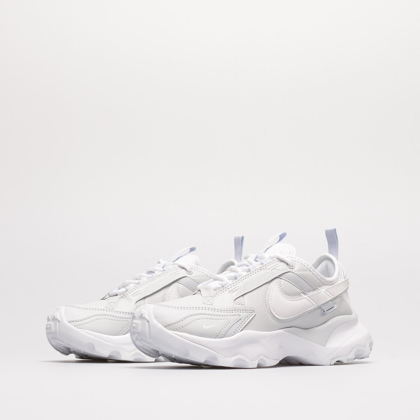 Дамски маратонки NIKE W TC 7900 PRM 2 fb8941-043 цвят сив