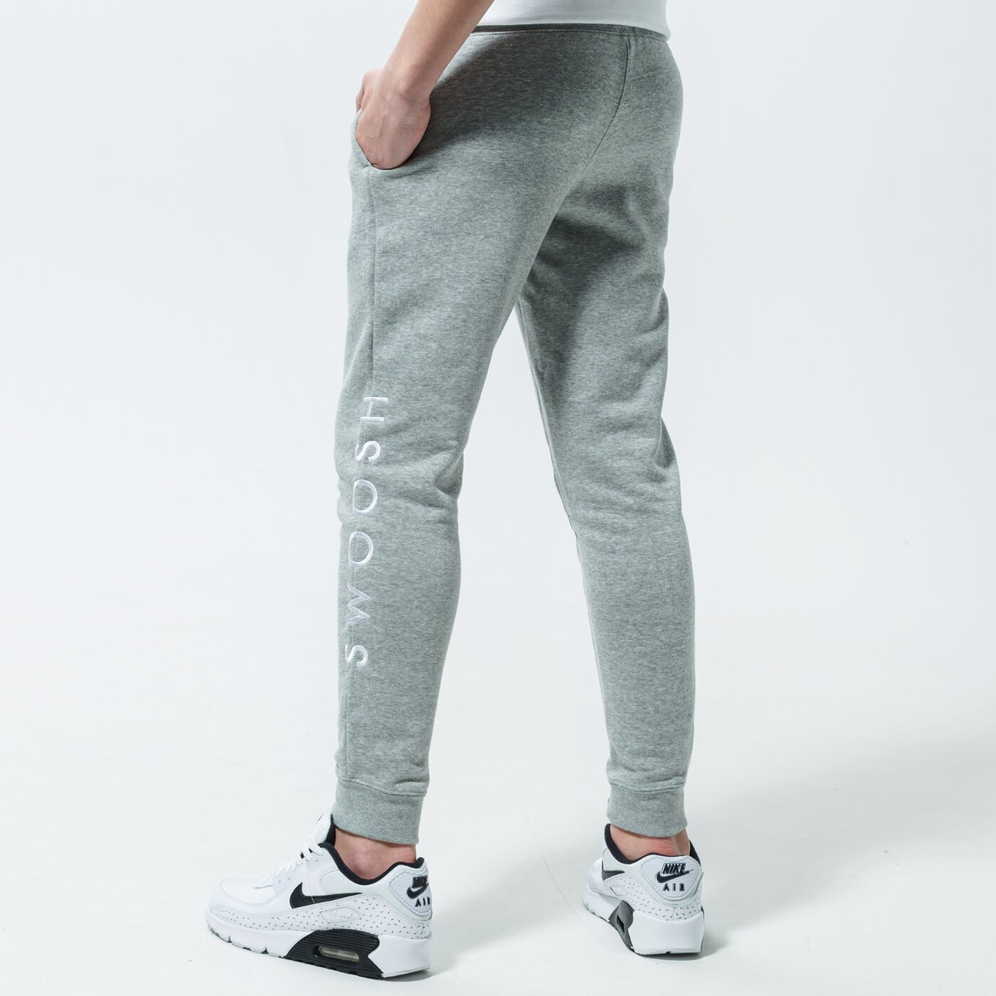 Детски панталони NIKE ПАНТАЛОНИ SPORTSWEAR SWOOSH cu9195-063 цвят сив