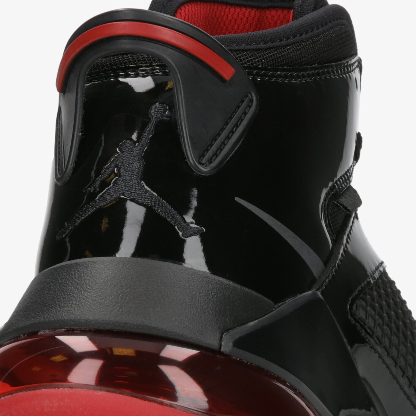 Мъжки маратонки JORDAN MARS 270  cd7070-006 цвят черен