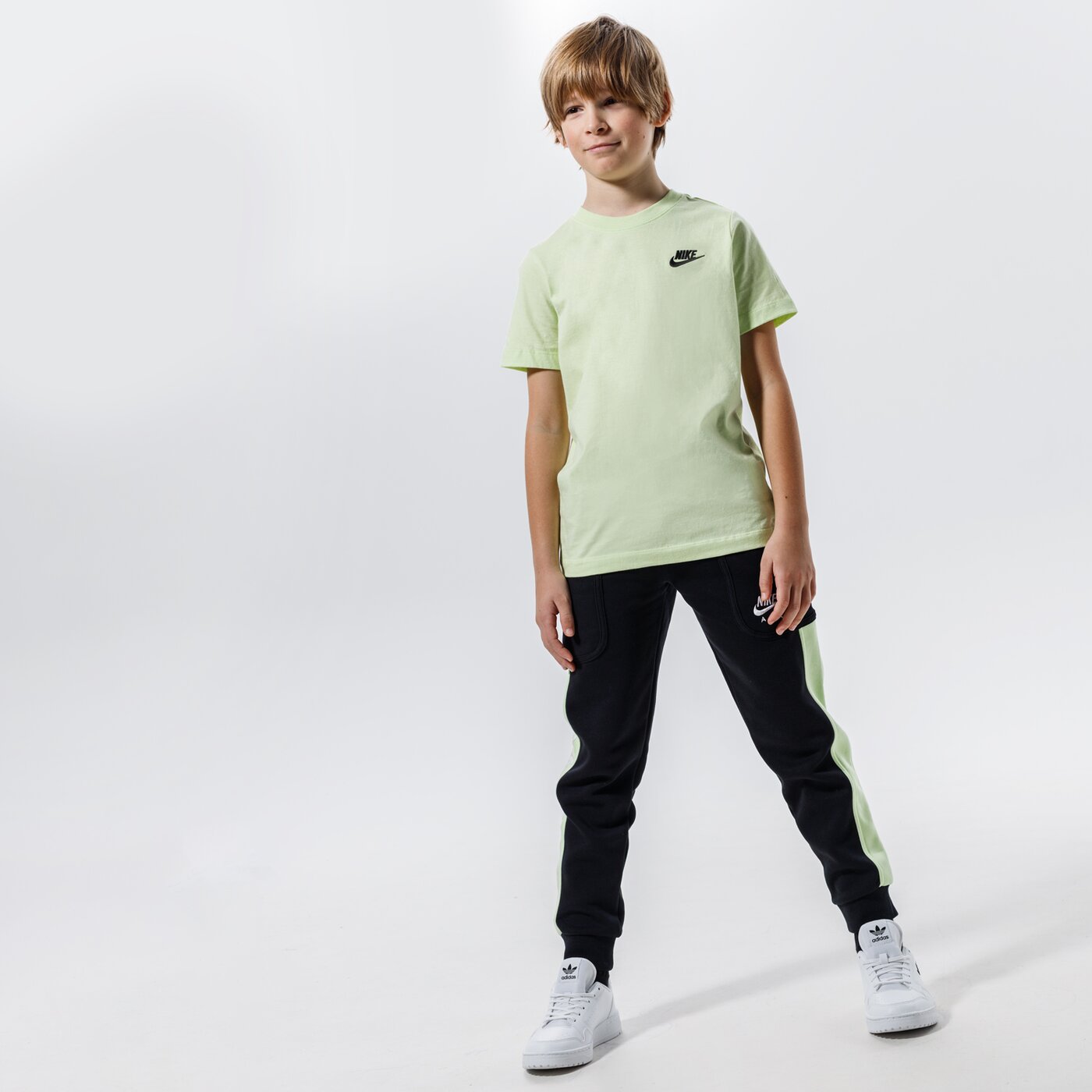 Детски панталони NIKE ПАНТАЛОНИ AIR BOY da0710-010 цвят черен
